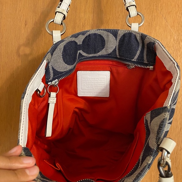 Coach bag - Picture 4 of 5